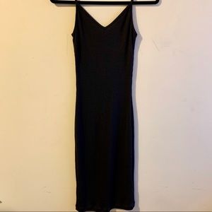 Simple, slimming, dark grey dress!